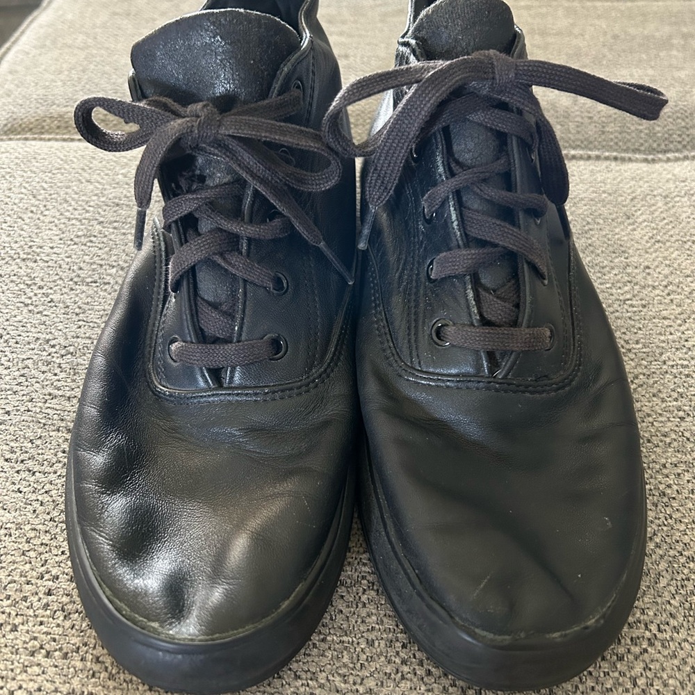 Keds Black Athletic Shoes Sleek Design